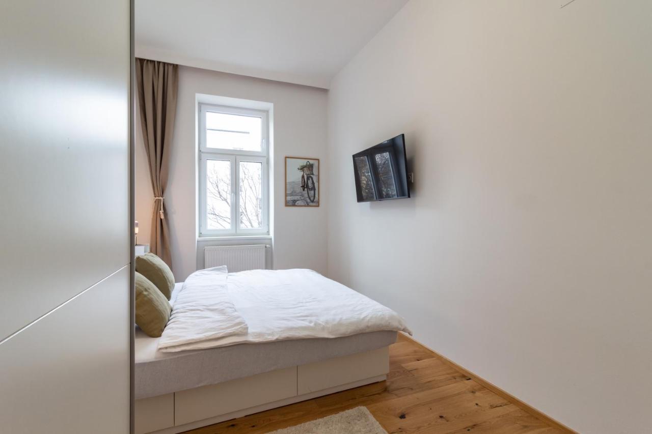Cozy, Generous City Apartment - 10 Min To City-Centre - Contactless 24H Check-In Viena Exterior foto