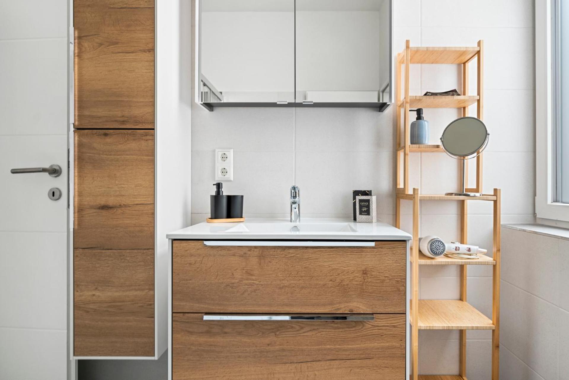 Cozy, Generous City Apartment - 10 Min To City-Centre - Contactless 24H Check-In Viena Exterior foto